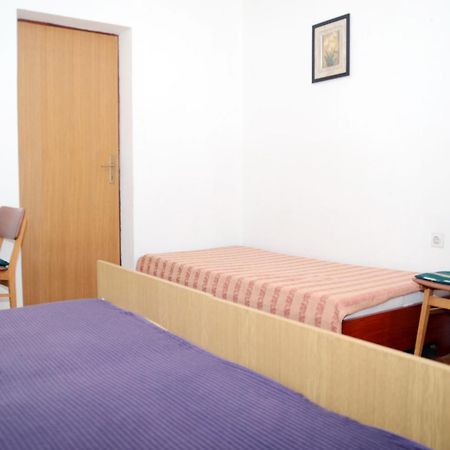Apartments Ana روفينج المظهر الخارجي الصورة