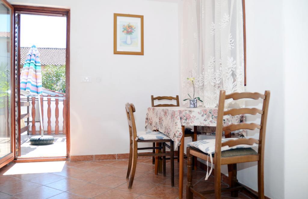 Apartments Ana روفينج المظهر الخارجي الصورة